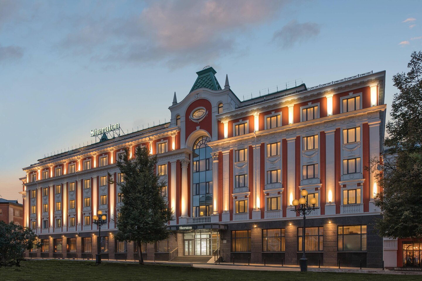 Шератон Нижний Новгород Кремль