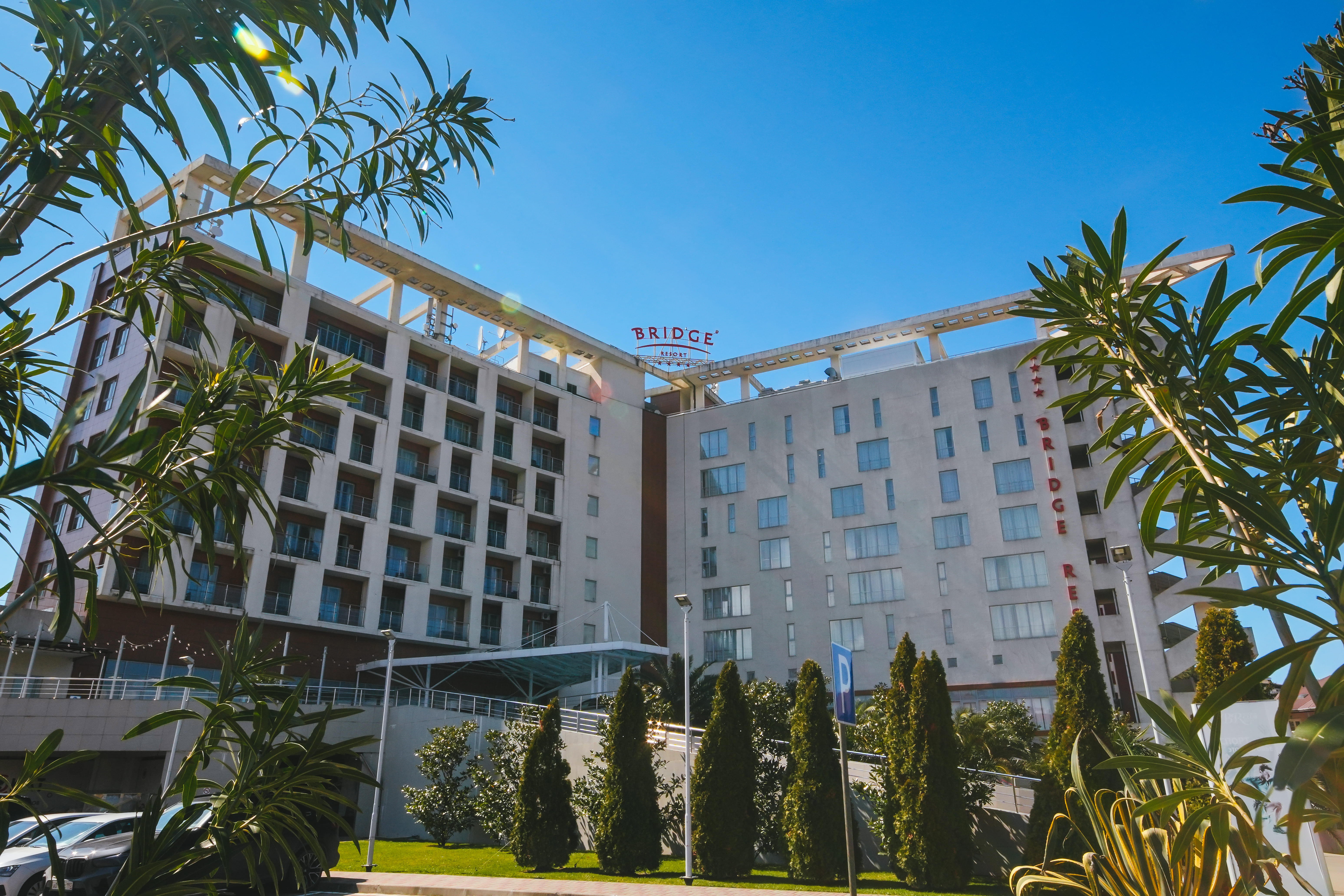 BRIDGE RESORT