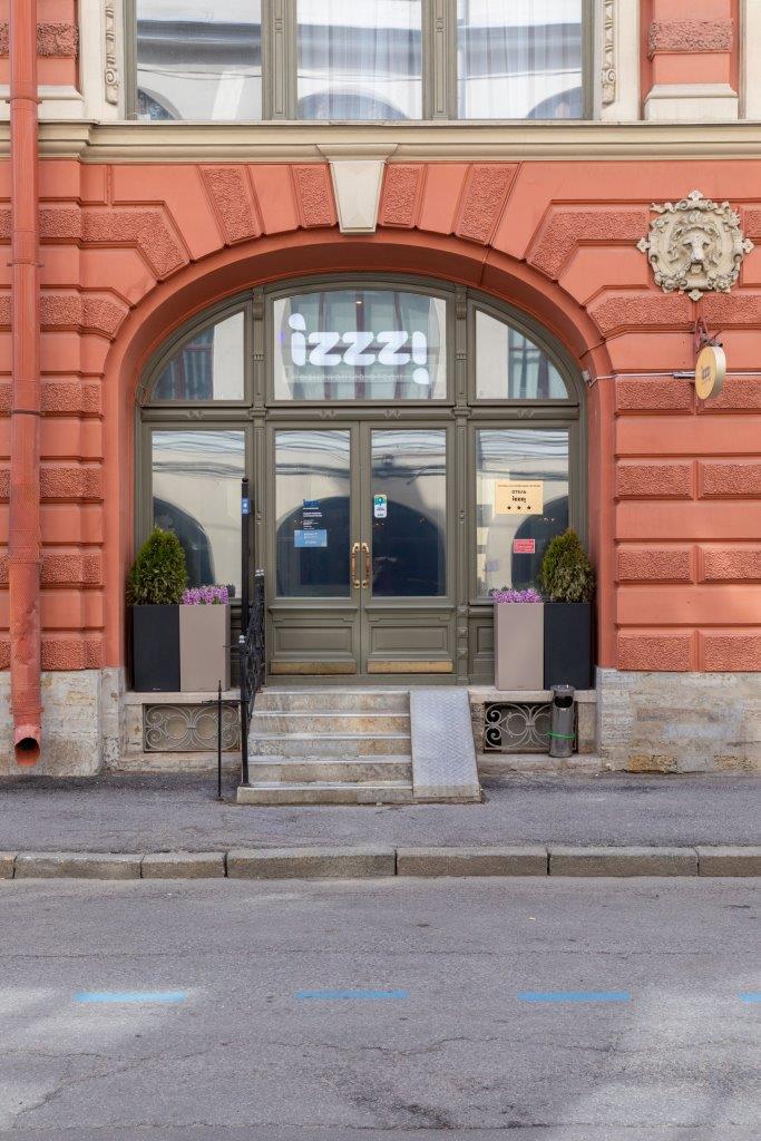 Izzzi на Банковской