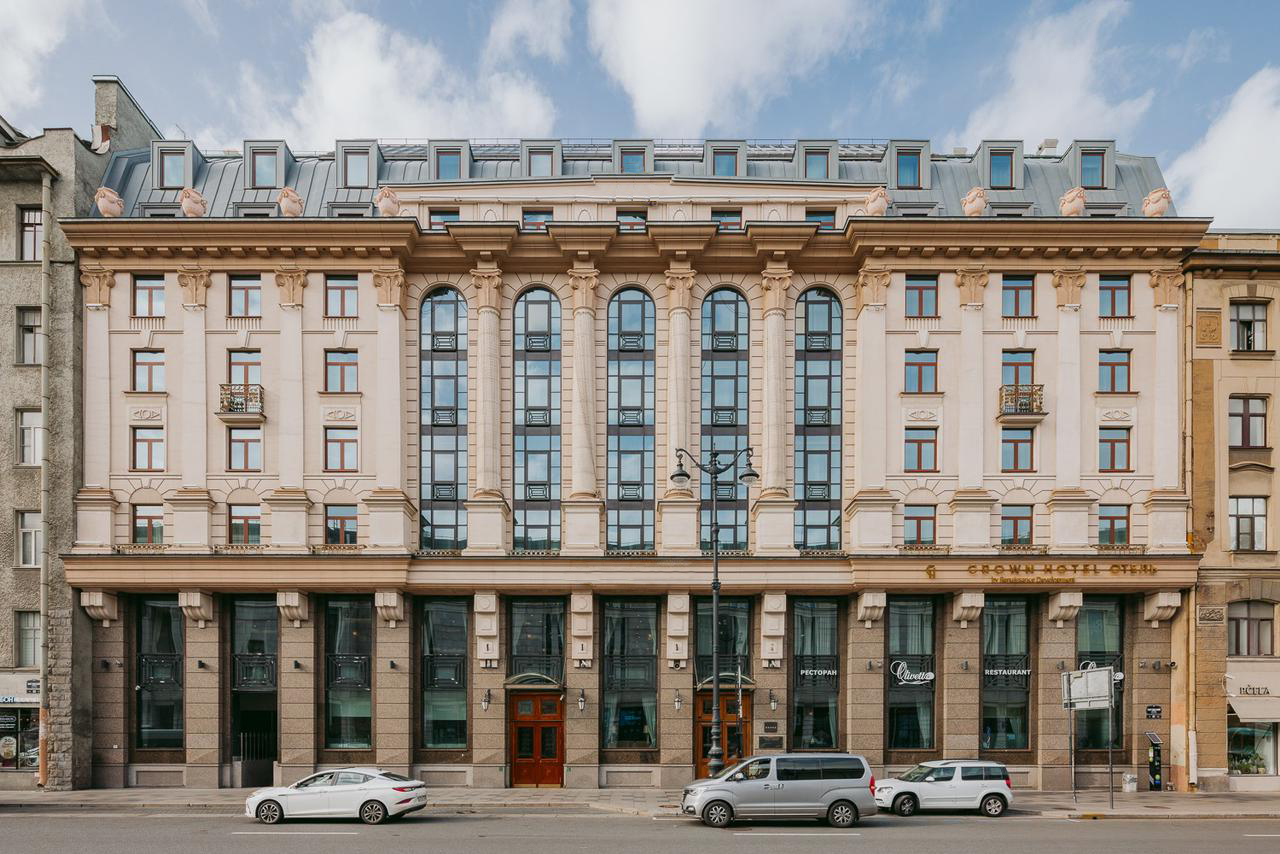 CROWN HOTEL Санкт-Петербург